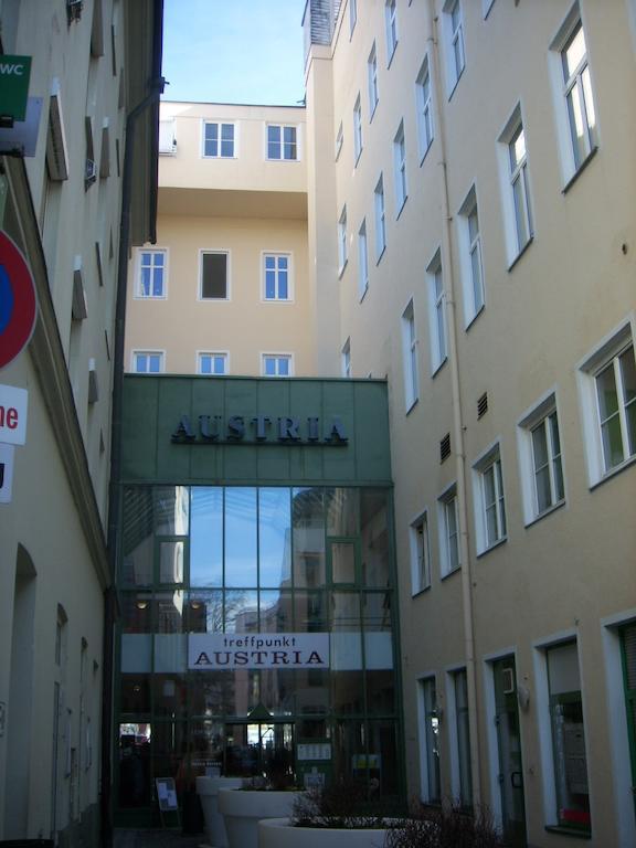 Garconniere im ehemaligen Hotel Austria Gmunden Exterior foto