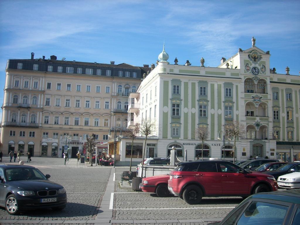 Garconniere im ehemaligen Hotel Austria Gmunden Exterior foto