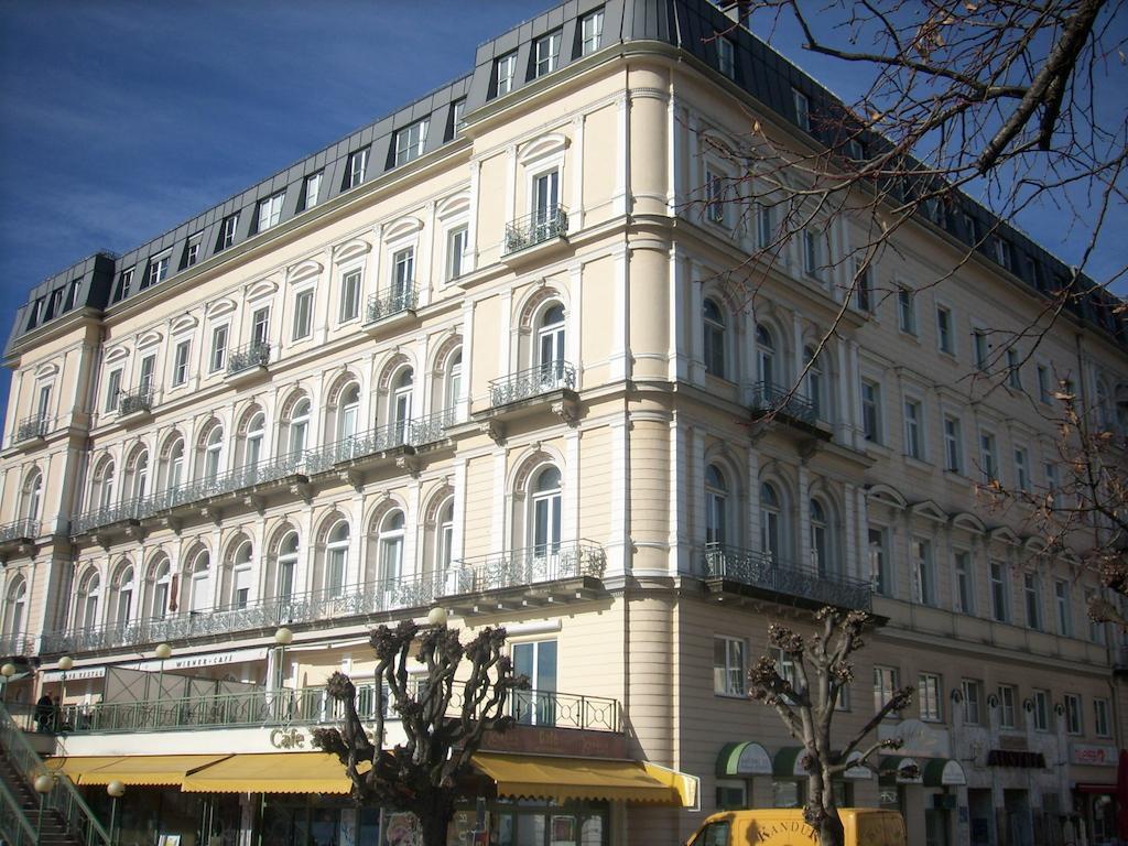 Garconniere im ehemaligen Hotel Austria Gmunden Exterior foto